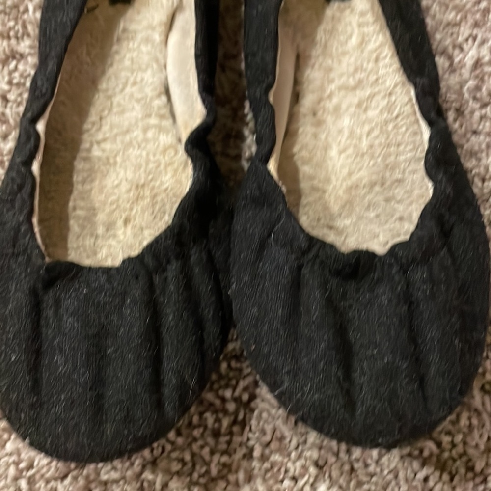 American Eagle fabric black ballet flats. Size 8 1/2. Size 9 - Picture 2 of 8